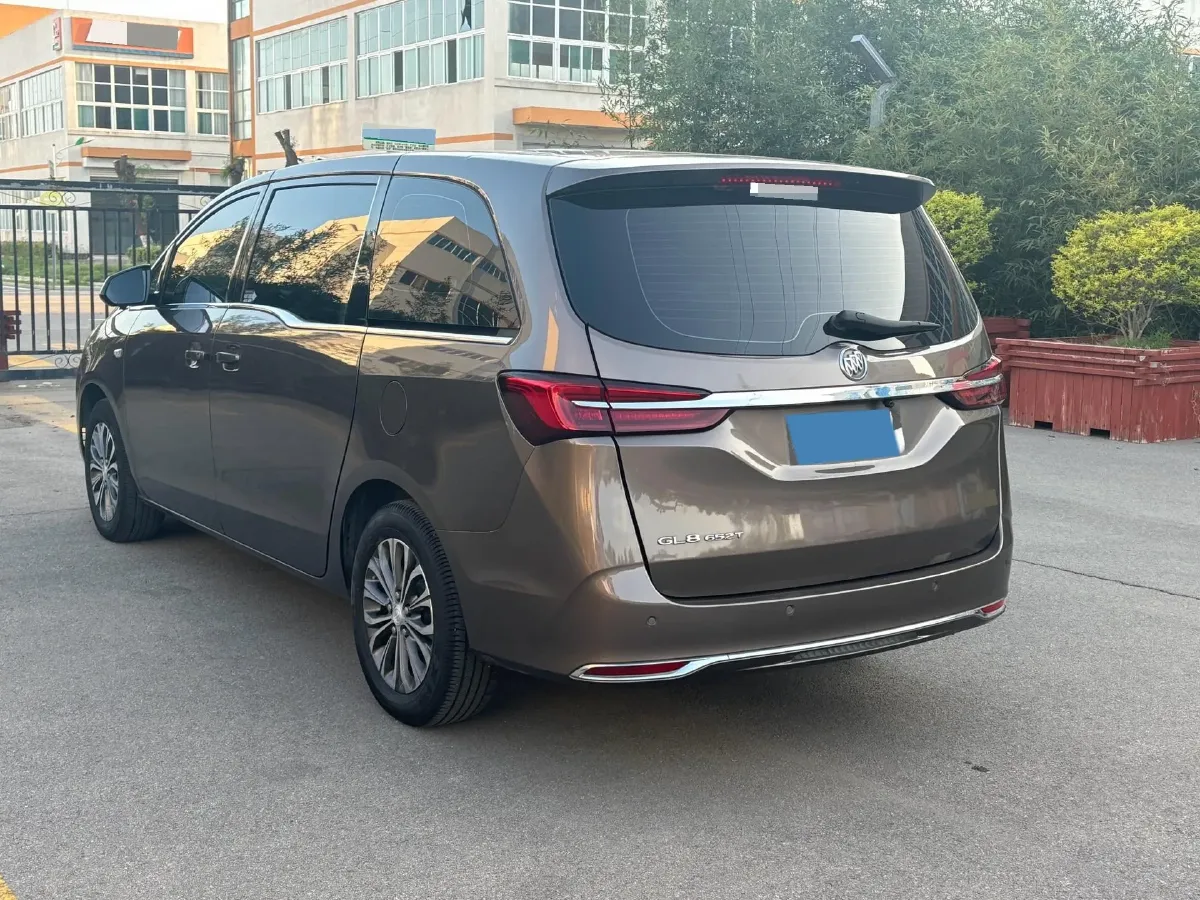 2021 Buick GL8 2.0T 237HP L4 9AT,autocango,china used car exporter,china ev exporter,chinese used car exporter,chinese used ev exporter