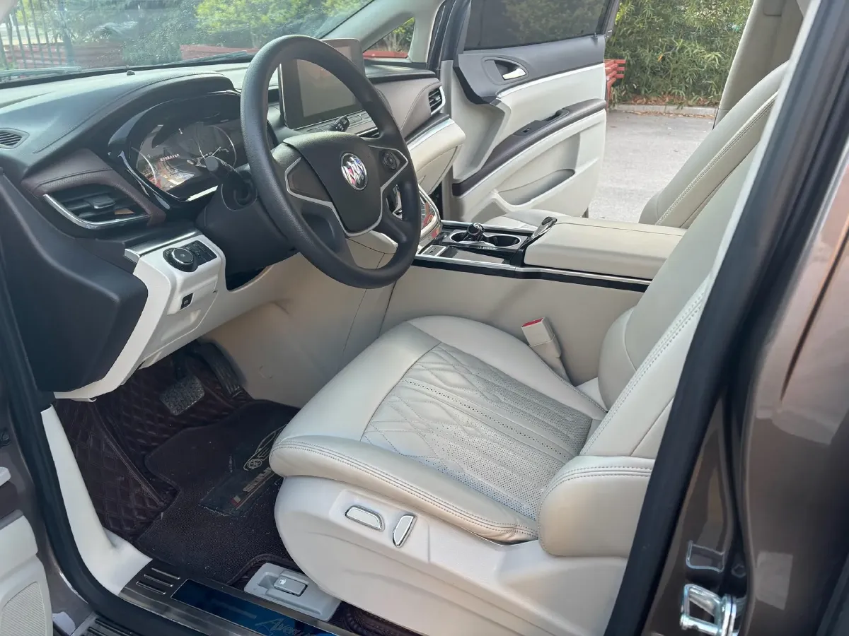 2021 Buick GL8 2.0T 237HP L4 9AT,autocango,china used car exporter,china ev exporter,chinese used car exporter,chinese used ev exporter