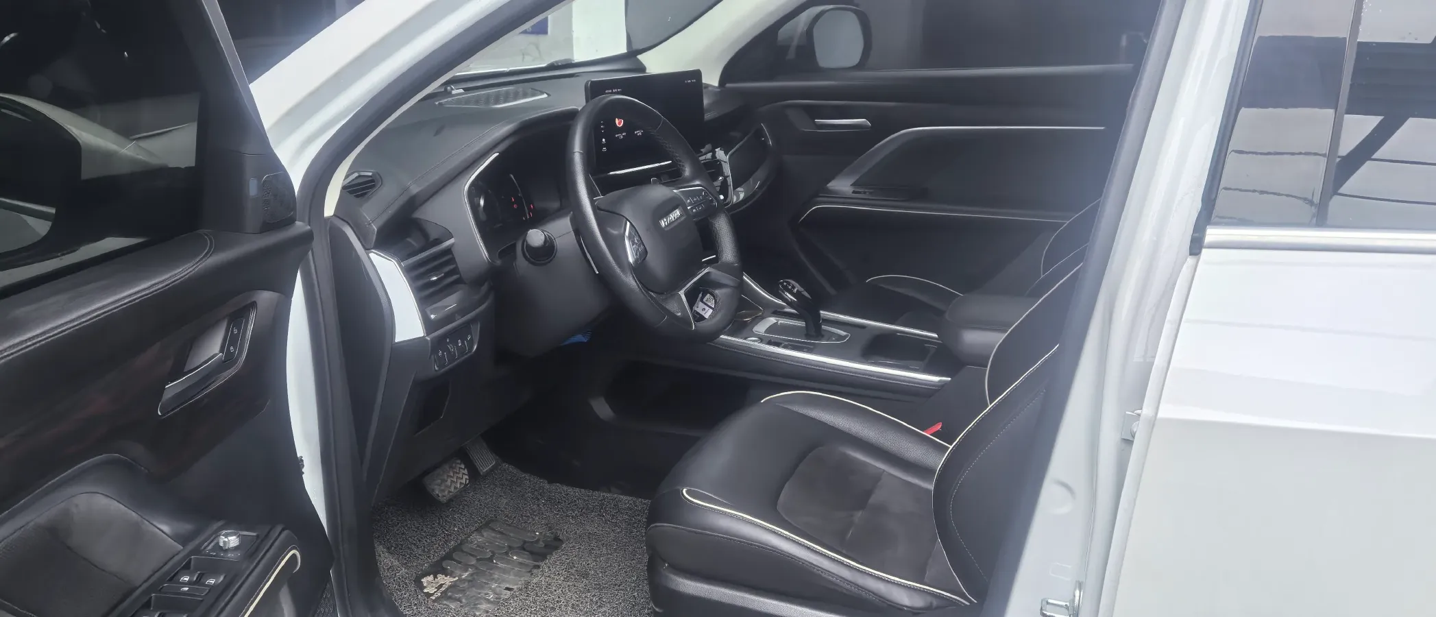 2021 Haval H6 1.5T 150HP L4 7DCT,autocango,china used car exporter,china ev exporter,chinese used car exporter,chinese used ev exporter