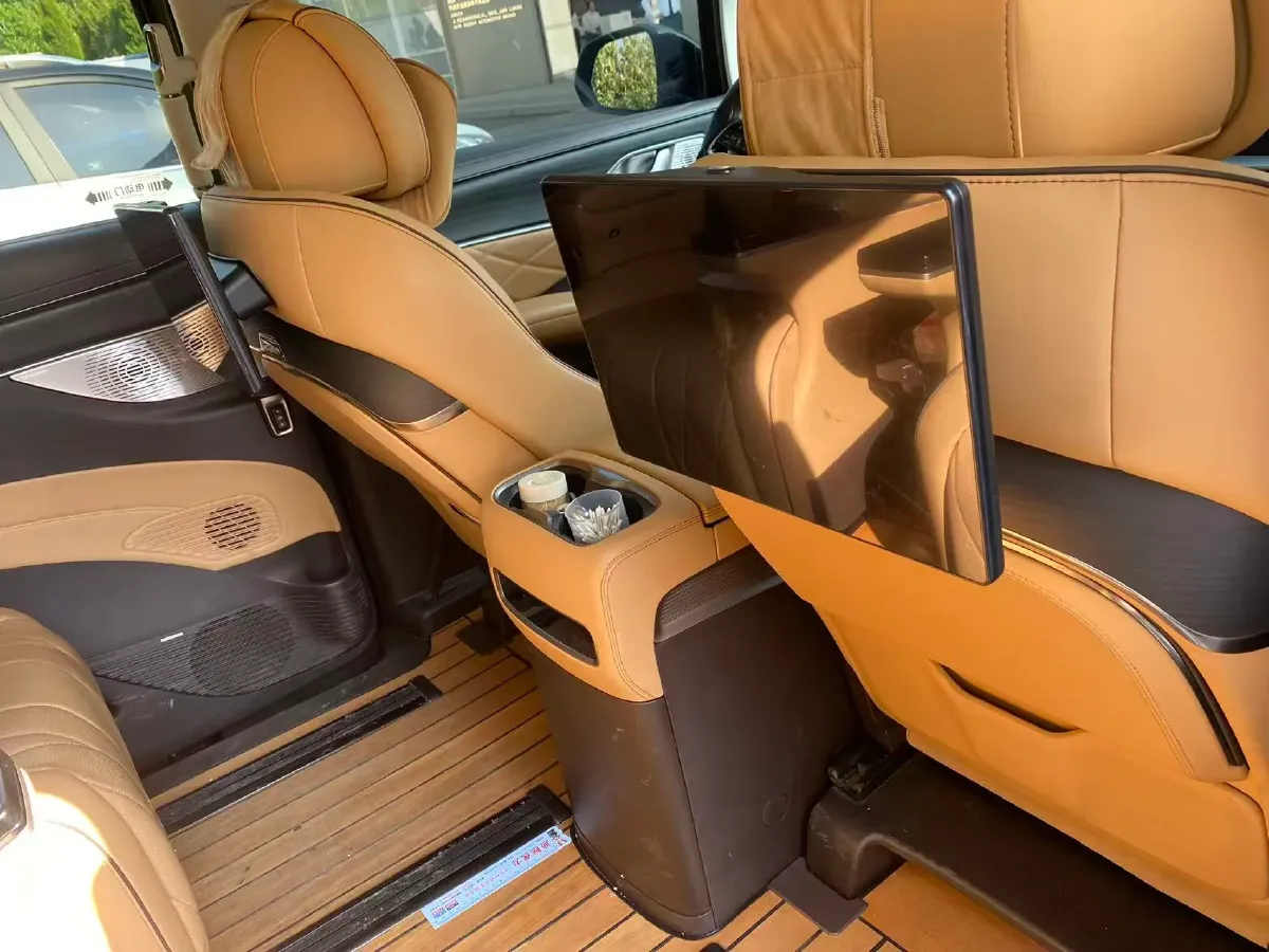 2025 Denza D9 1.5T 156HP L4 E-CVT PHEV 40KWH,autocango,china used car exporter,china ev exporter,chinese used car exporter,chinese used ev exporter