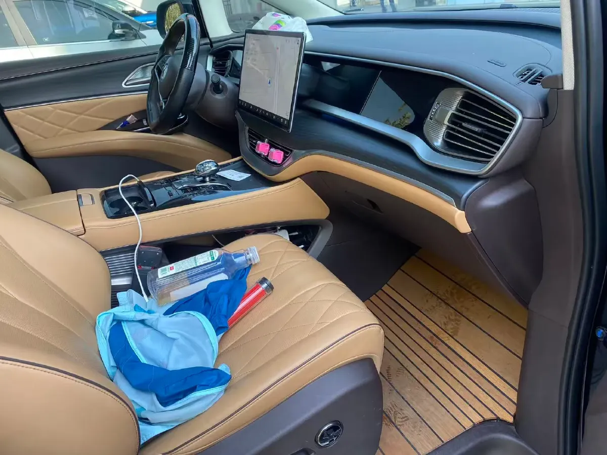 2025 Denza D9 1.5T 156HP L4 E-CVT PHEV 40KWH,autocango,china used car exporter,china ev exporter,chinese used car exporter,chinese used ev exporter
