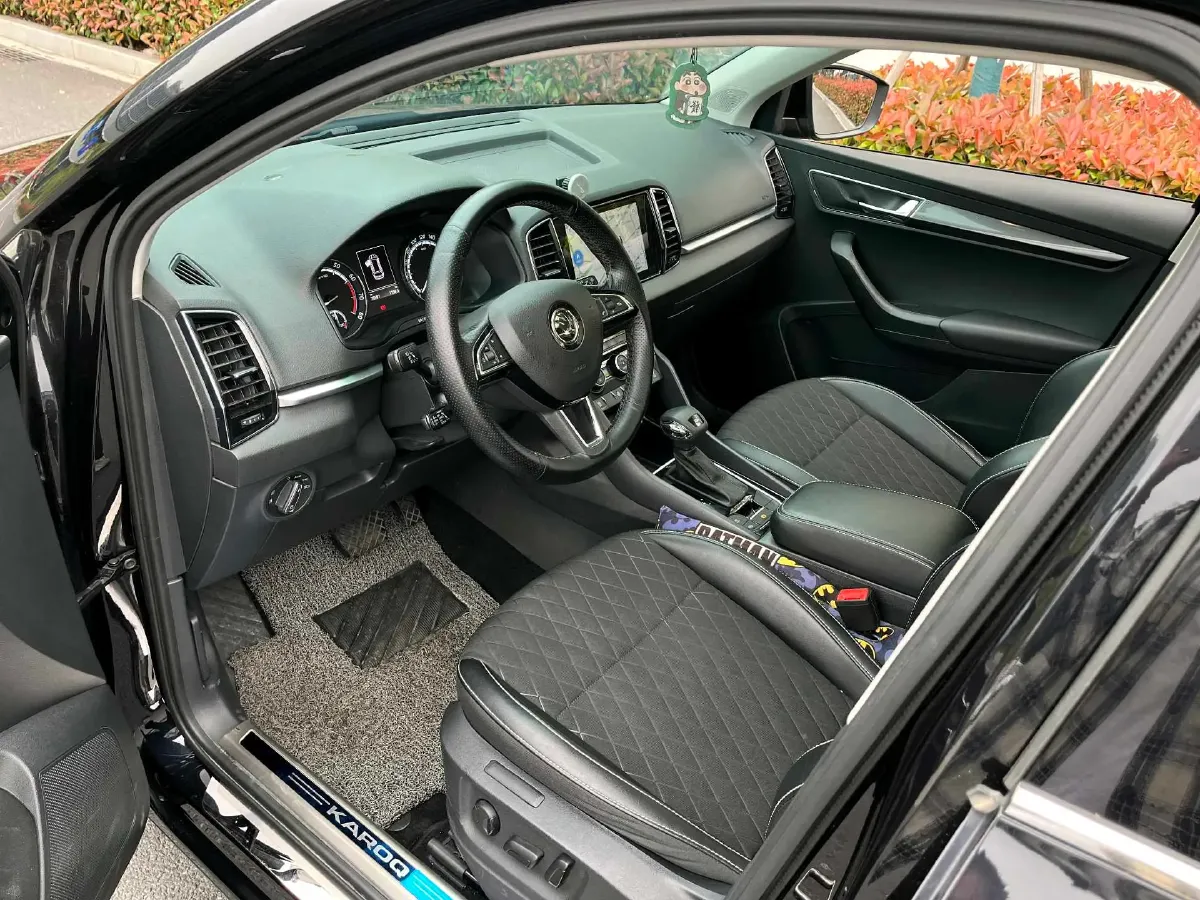 2019 Skoda Karoq 1.4T 150HP L4 7DCT,autocango,china used car exporter,china ev exporter,chinese used car exporter,chinese used ev exporter