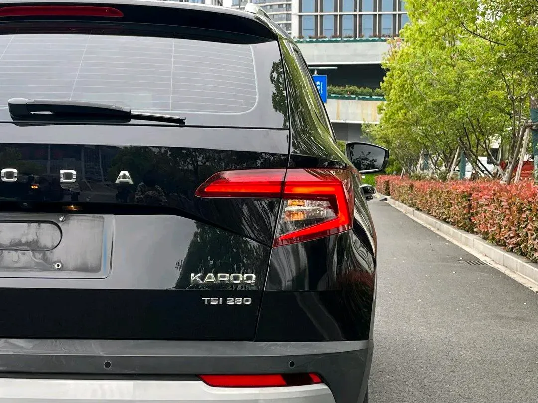 2019 Skoda Karoq 1.4T 150HP L4 7DCT,autocango,china used car exporter,china ev exporter,chinese used car exporter,chinese used ev exporter