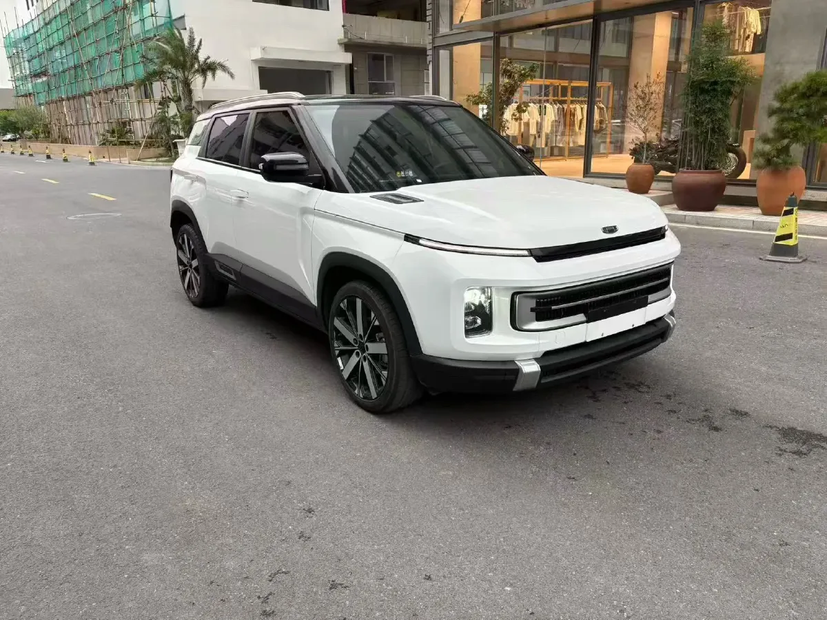2023 Geely ICON 1.5T 181HP L4 7DCT,autocango,china used car exporter,china ev exporter,chinese used car exporter,chinese used ev exporter