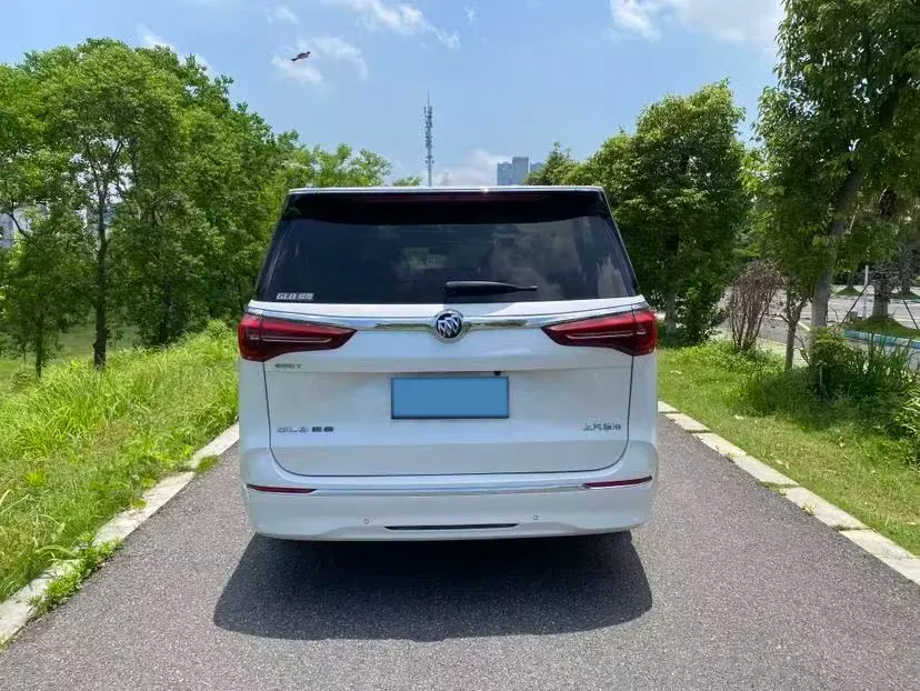 2021 Buick GL8 2.0T 237HP L4 9AT,autocango,china used car exporter,china ev exporter,chinese used car exporter,chinese used ev exporter