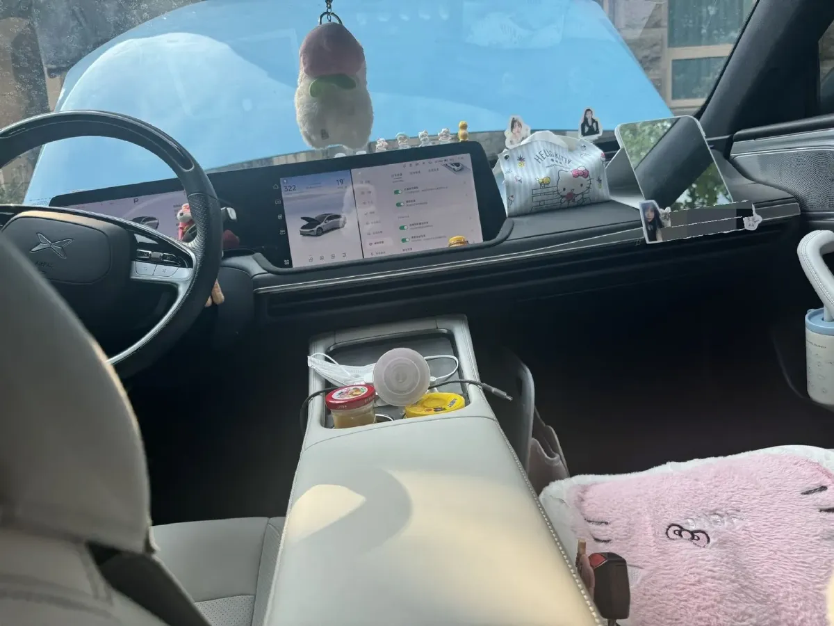 2024 Xpeng P7 BEV 64.4KWH,autocango,china used car exporter,china ev exporter,chinese used car exporter,chinese used ev exporter