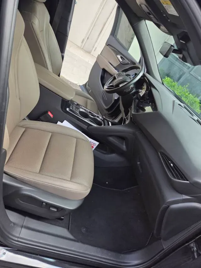 2023 Buick EnvisionPlus 2.0T 237HP L4 9AT,autocango,china used car exporter,china ev exporter,chinese used car exporter,chinese used ev exporter