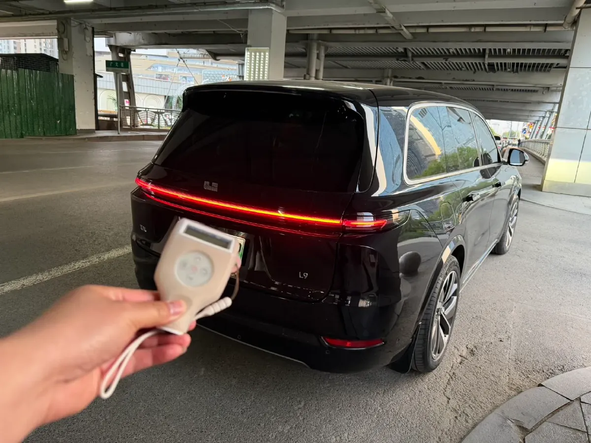 2022 Li L9 Range Extended 154HP REEV 42.6KWH,autocango,china used car exporter,china ev exporter,chinese used car exporter,chinese used ev exporter