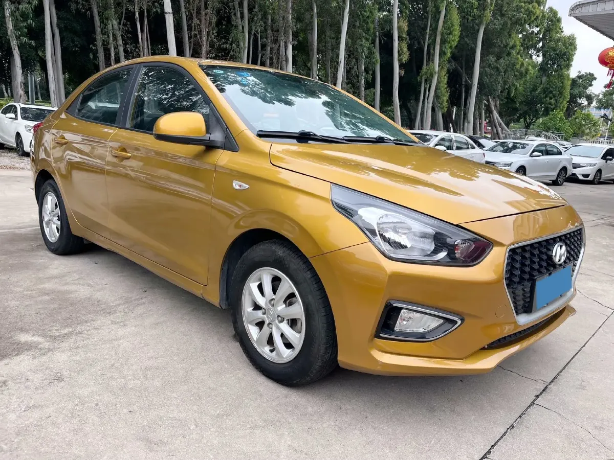 2017 Hyundai Reina 1.4L 95HP L4 4AT,autocango,china used car exporter,china ev exporter,chinese used car exporter,chinese used ev exporter