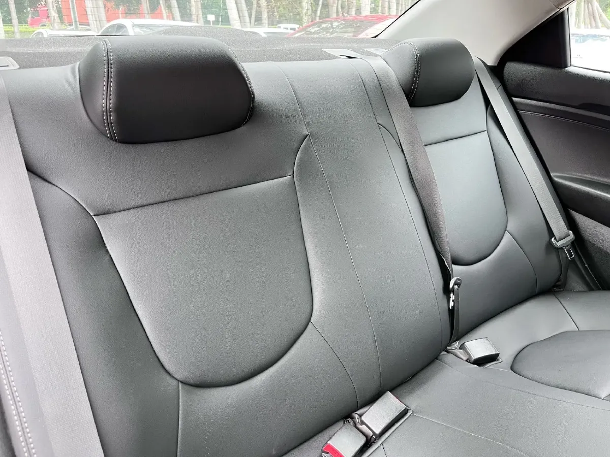 2017 Hyundai Reina 1.4L 95HP L4 4AT,autocango,china used car exporter,china ev exporter,chinese used car exporter,chinese used ev exporter