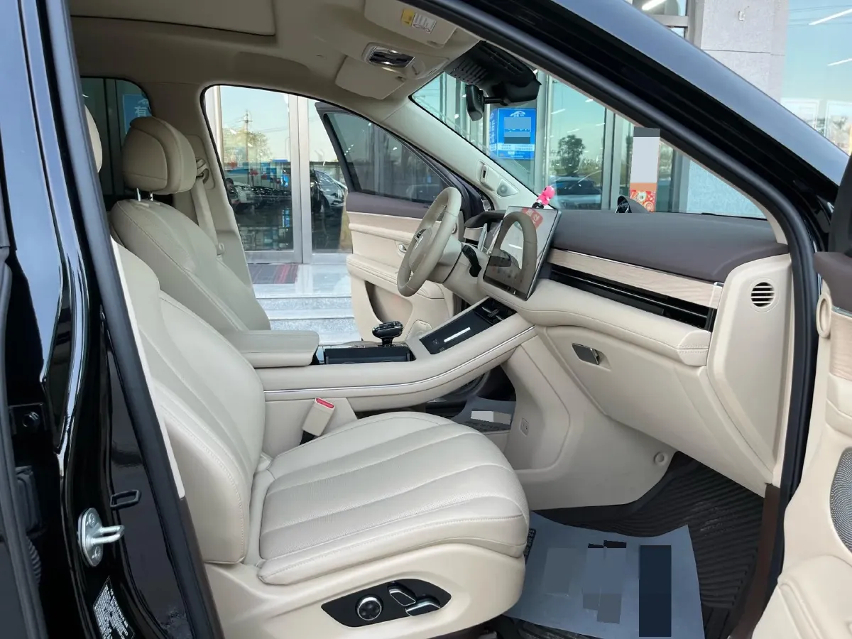 2024 AITO AITO M7 1.5T 152HP L4 REEV 42KWH,autocango,china used car exporter,china ev exporter,chinese used car exporter,chinese used ev exporter