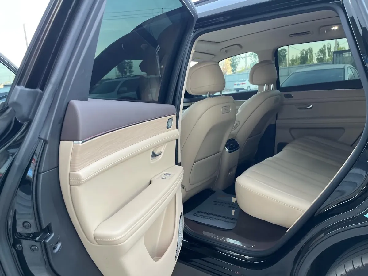 2024 AITO AITO M7 1.5T 152HP L4 REEV 42KWH,autocango,china used car exporter,china ev exporter,chinese used car exporter,chinese used ev exporter