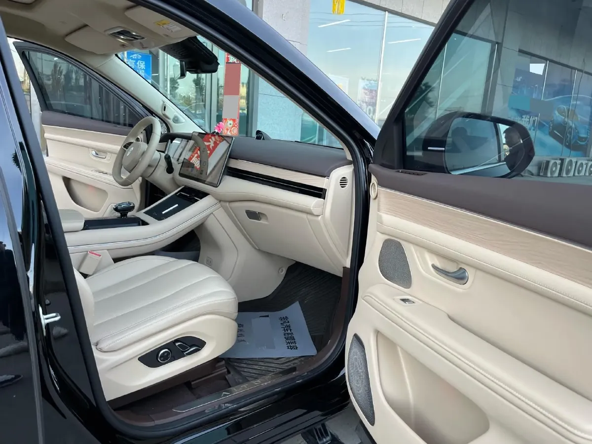 2024 AITO AITO M7 1.5T 152HP L4 REEV 42KWH,autocango,china used car exporter,china ev exporter,chinese used car exporter,chinese used ev exporter