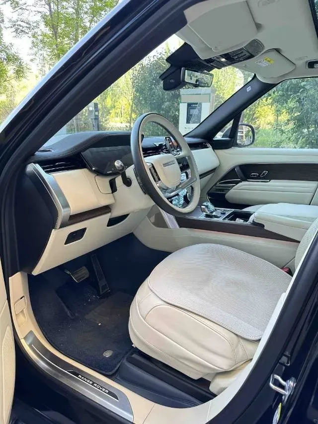2023 Land Rover Range Rover 3.0T 400HP L6 8AT,autocango,china used car exporter,china ev exporter,chinese used car exporter,chinese used ev exporter