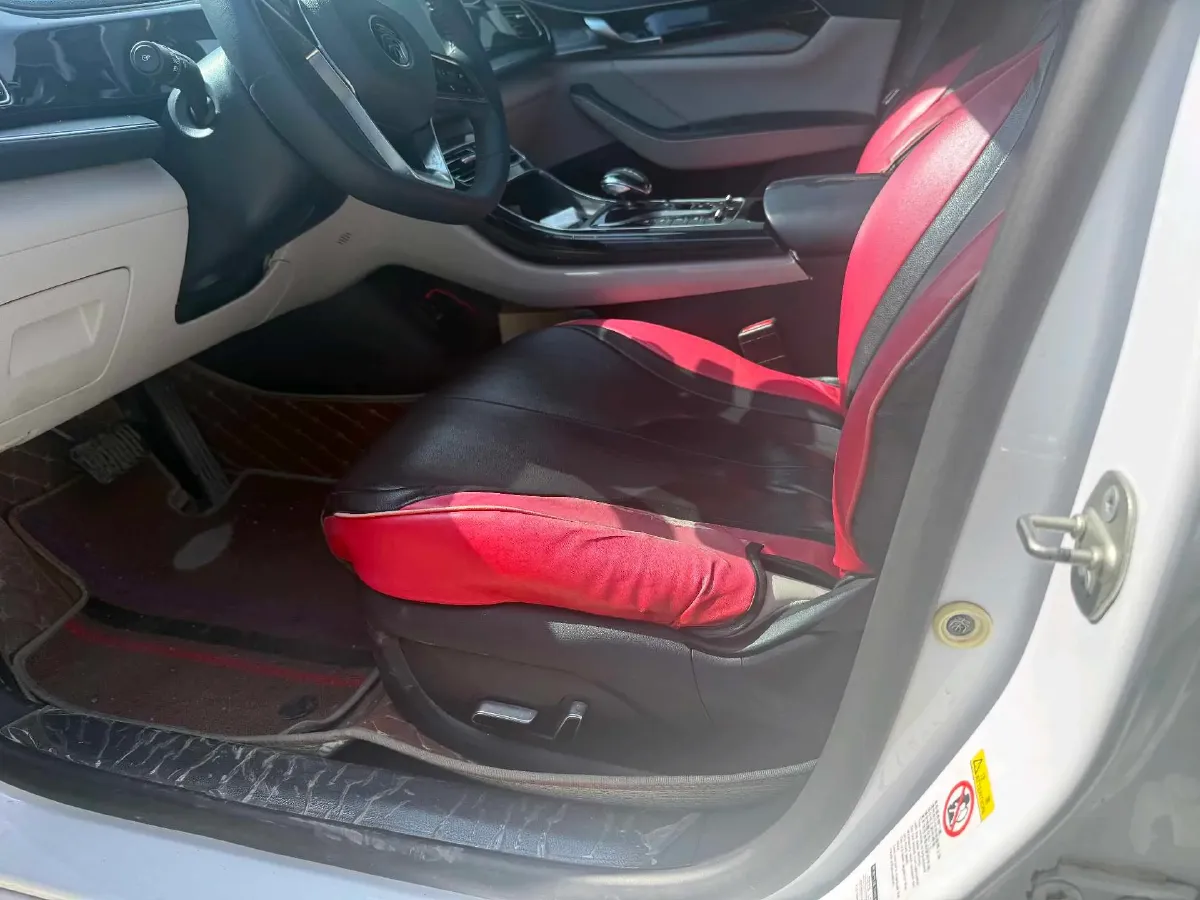 2021 Haval F7 1.5T 169HP L4 7DCT,autocango,china used car exporter,china ev exporter,chinese used car exporter,chinese used ev exporter