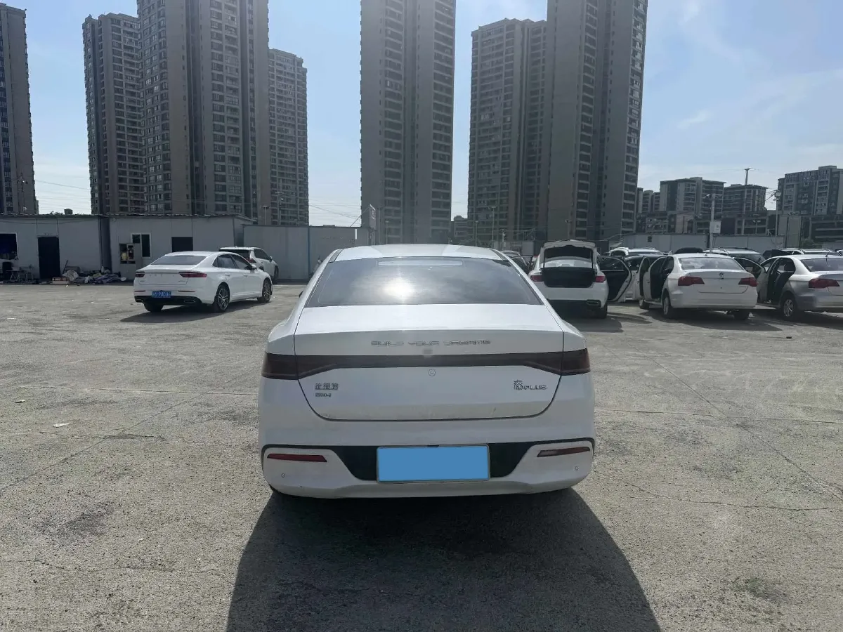 2021 Haval F7 1.5T 169HP L4 7DCT,autocango,china used car exporter,china ev exporter,chinese used car exporter,chinese used ev exporter