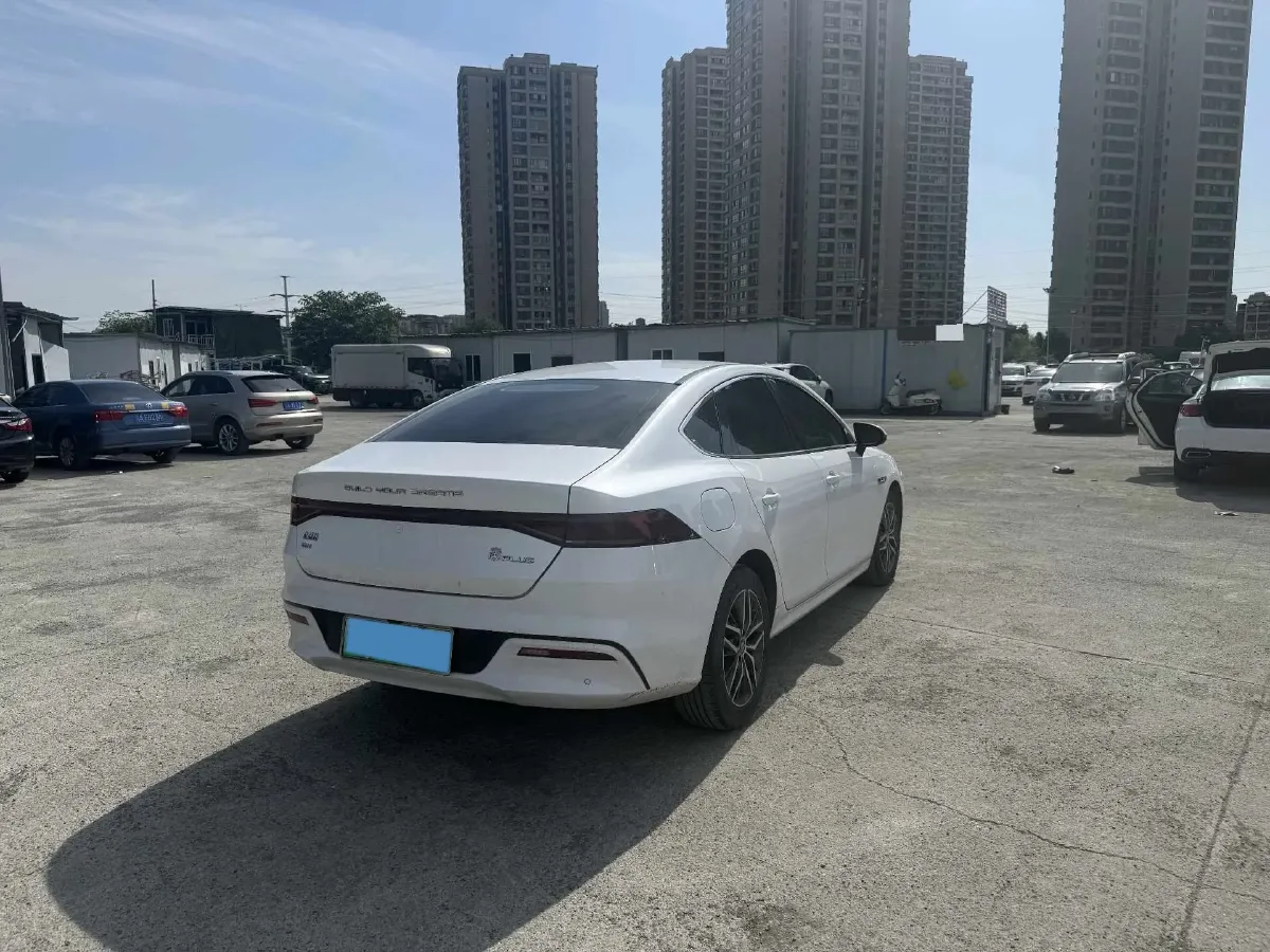 2021 Haval F7 1.5T 169HP L4 7DCT,autocango,china used car exporter,china ev exporter,chinese used car exporter,chinese used ev exporter