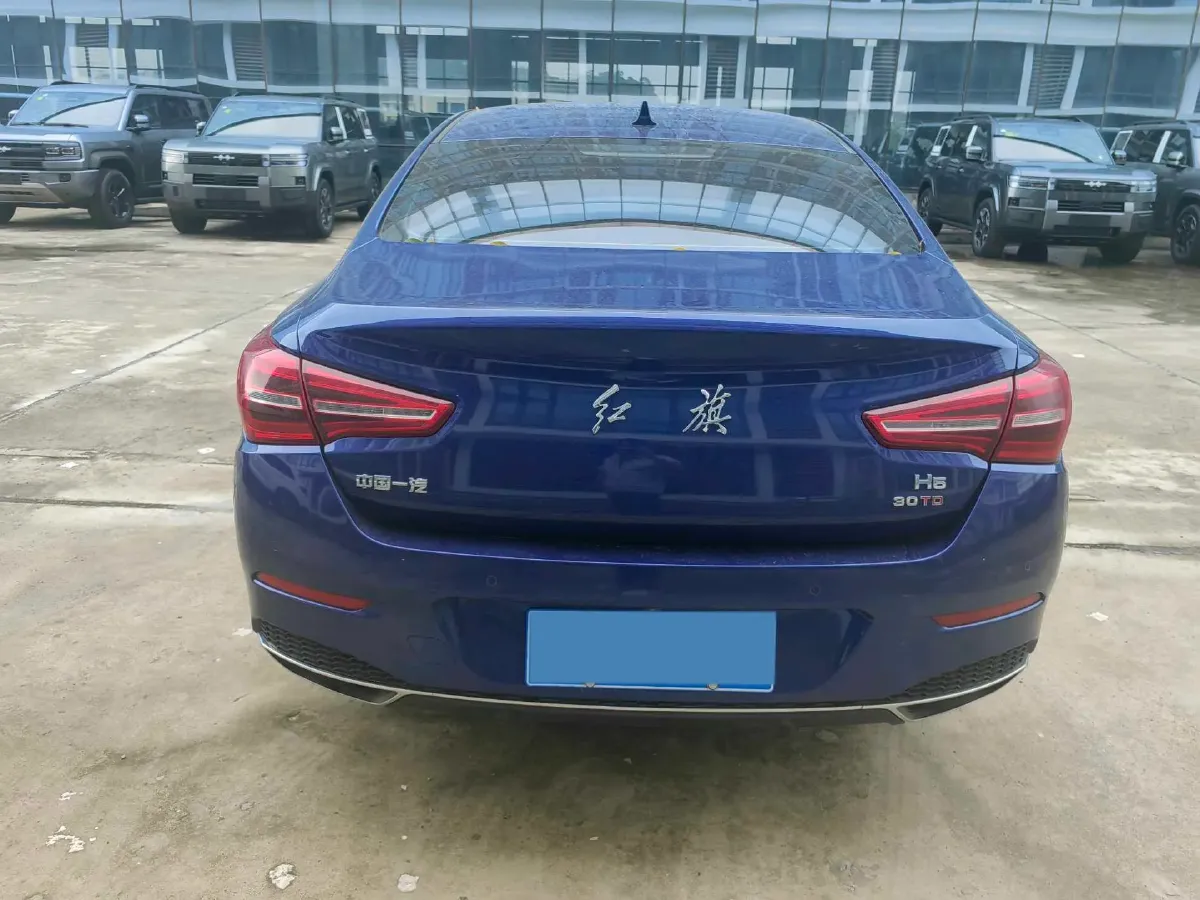 2022 HongQi H5 1.5T 169HP L4 7DCT,autocango,china used car exporter,china ev exporter,chinese used car exporter,chinese used ev exporter