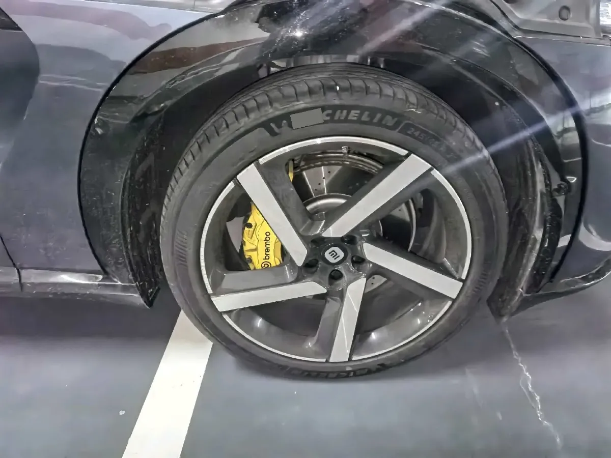 2025 MI YU7 BEV 101.7KWH,autocango,china used car exporter,china ev exporter,chinese used car exporter,chinese used ev exporter