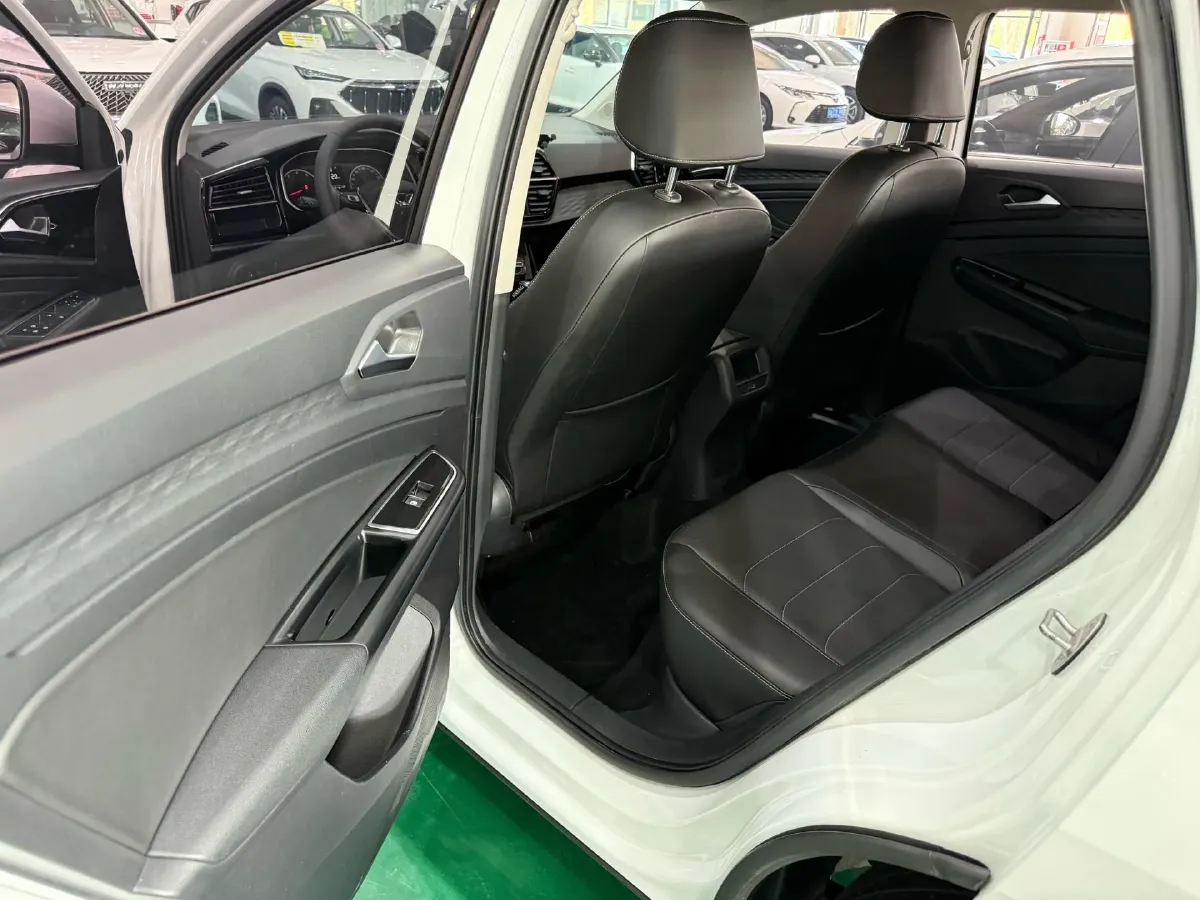 2022 Jetta VS5 1.4T 150HP L4 6AT,autocango,china used car exporter,china ev exporter,chinese used car exporter,chinese used ev exporter