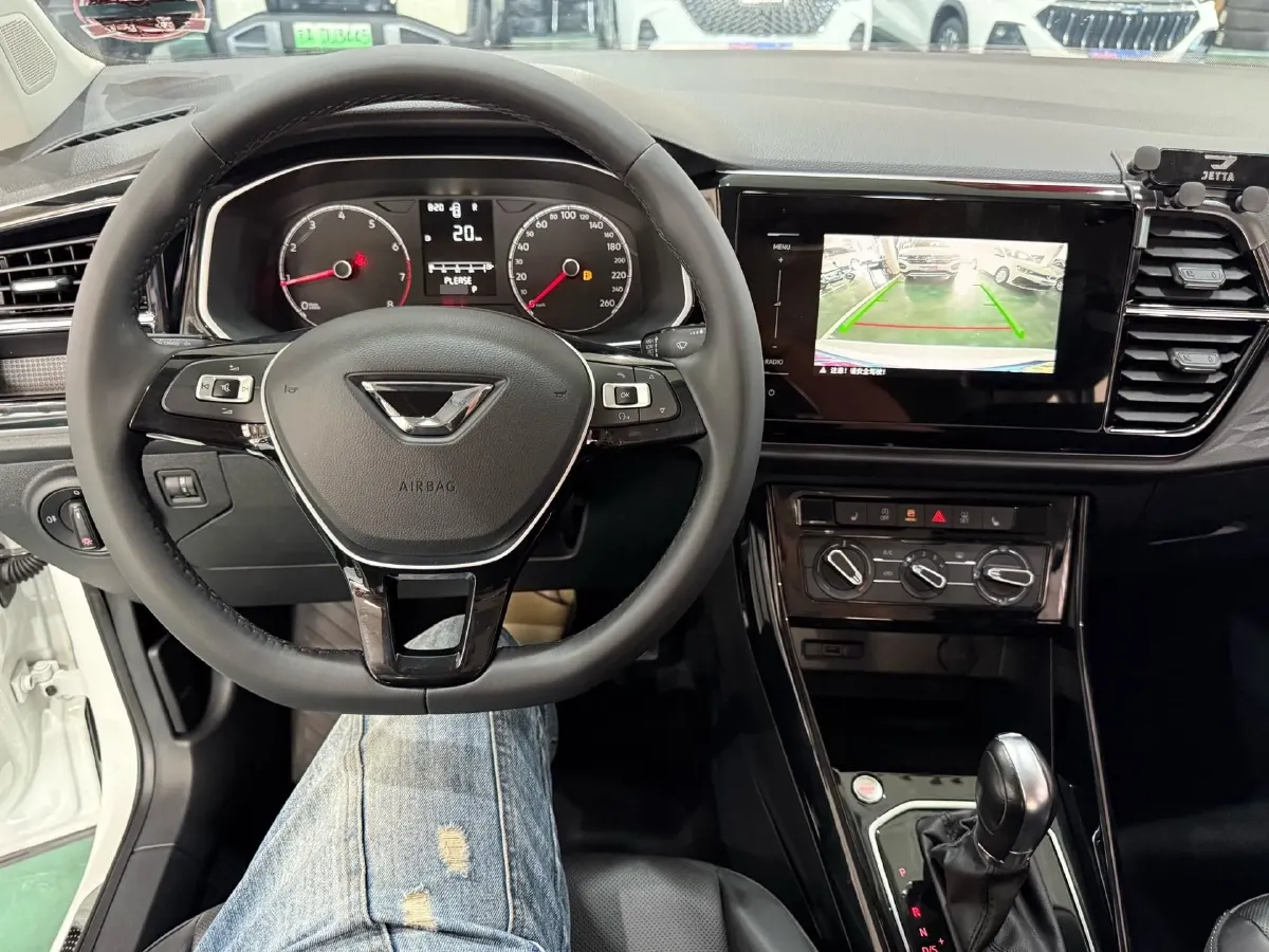 2022 Jetta VS5 1.4T 150HP L4 6AT,autocango,china used car exporter,china ev exporter,chinese used car exporter,chinese used ev exporter