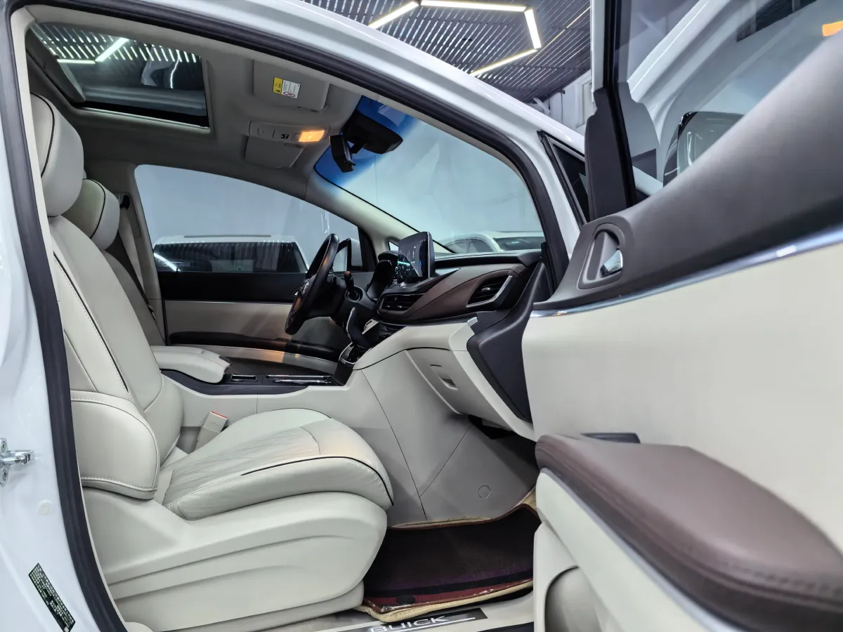 2022 Buick GL8 2.0T 237HP L4 9AT,autocango,china used car exporter,china ev exporter,chinese used car exporter,chinese used ev exporter