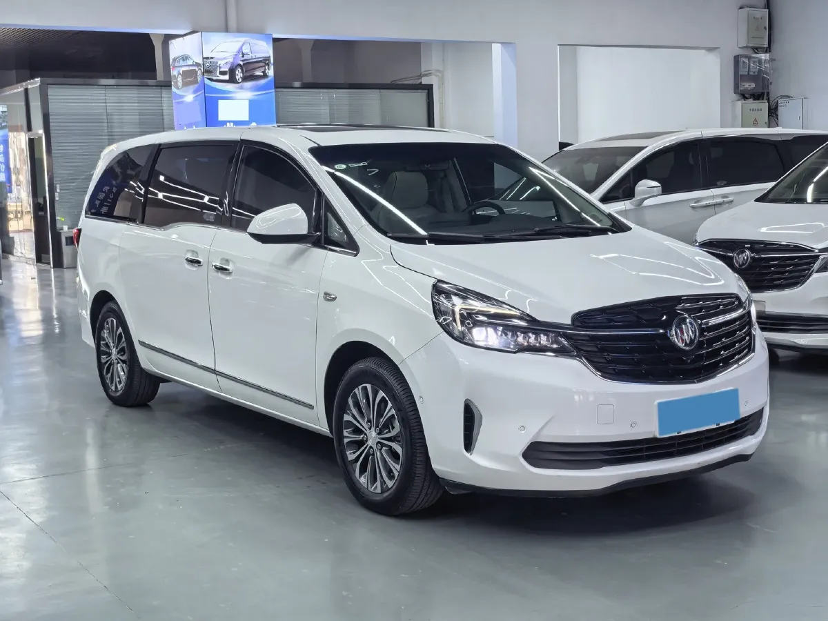 2022 Buick GL8 2.0T 237HP L4 9AT,autocango,china used car exporter,china ev exporter,chinese used car exporter,chinese used ev exporter
