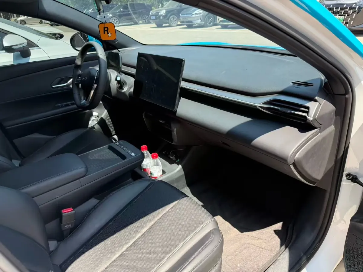 2025 BYD e7 BEV,autocango,china used car exporter,china ev exporter,chinese used car exporter,chinese used ev exporter