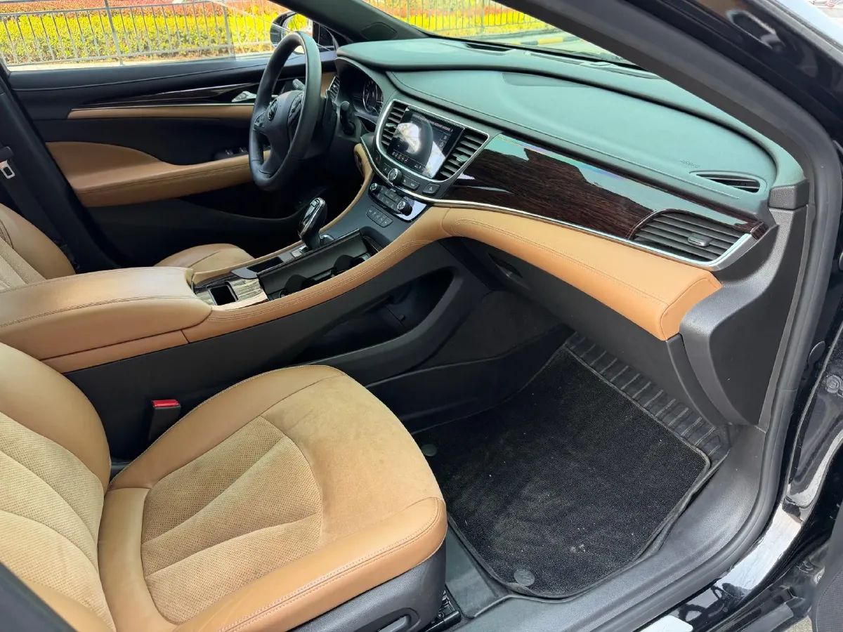 2019 Buick Larcosse 2.0T 241HP L4 9AT,autocango,china used car exporter,china ev exporter,chinese used car exporter,chinese used ev exporter