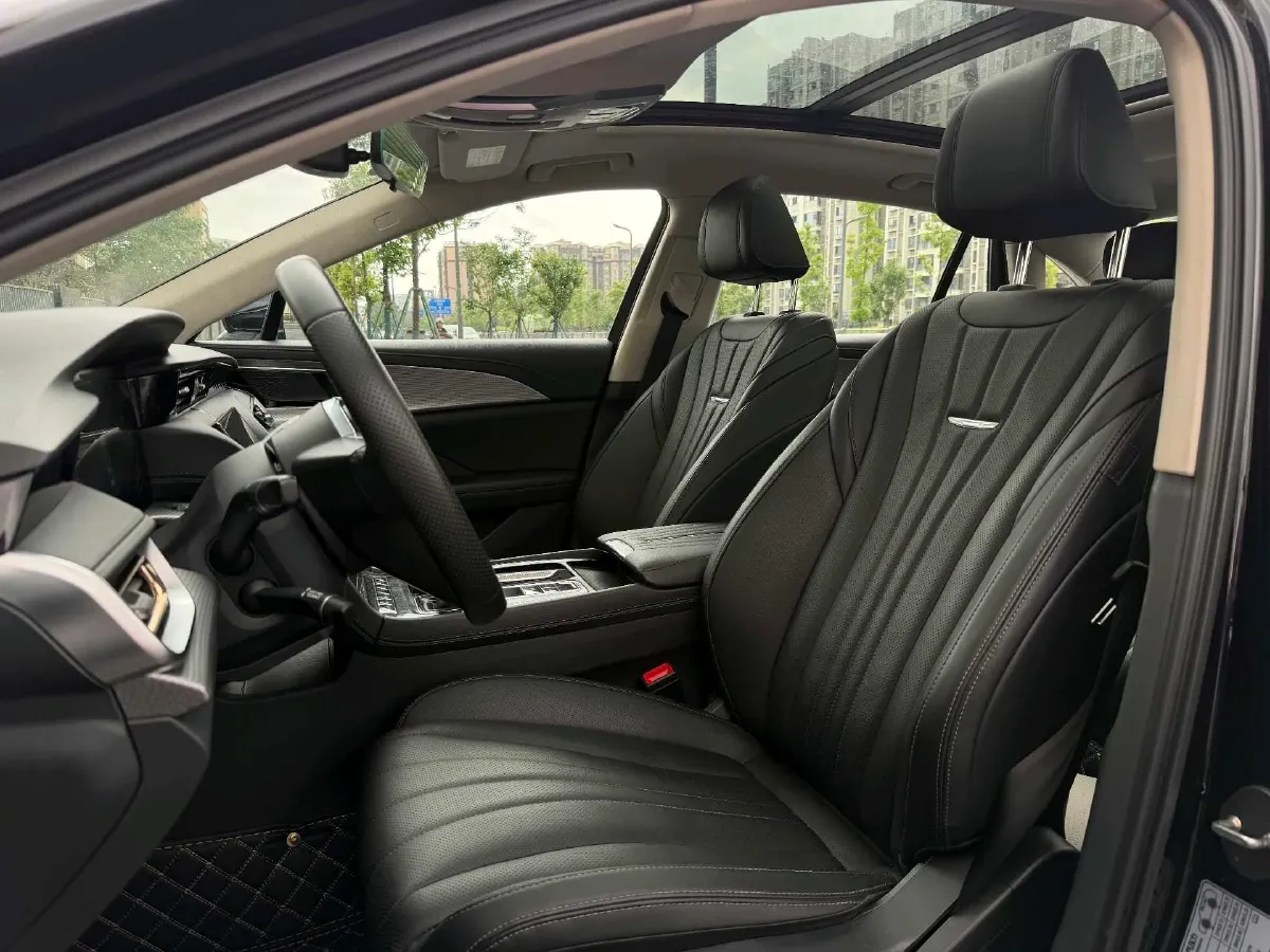 2024 HongQi H5 1.5T 169HP L4 7DCT,autocango,china used car exporter,china ev exporter,chinese used car exporter,chinese used ev exporter