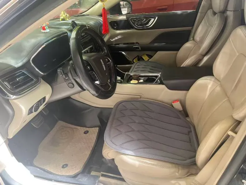2017 Lincoln Continental 2.0T 261HP L4 6AT,autocango,china used car exporter,china ev exporter,chinese used car exporter,chinese used ev exporter