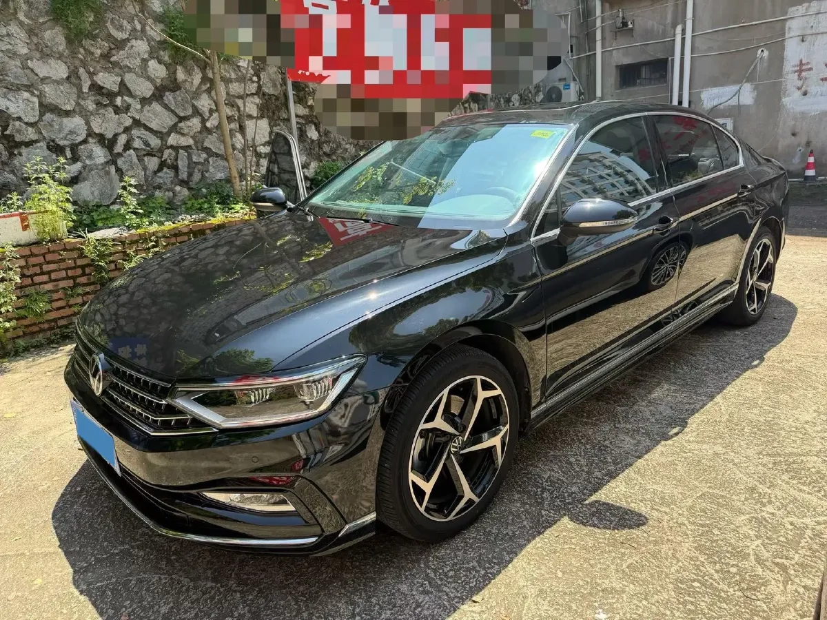 2023 Volkswagen Magotan 2.0T 186HP L4 7DCT,autocango,china used car exporter,china ev exporter,chinese used car exporter,chinese used ev exporter