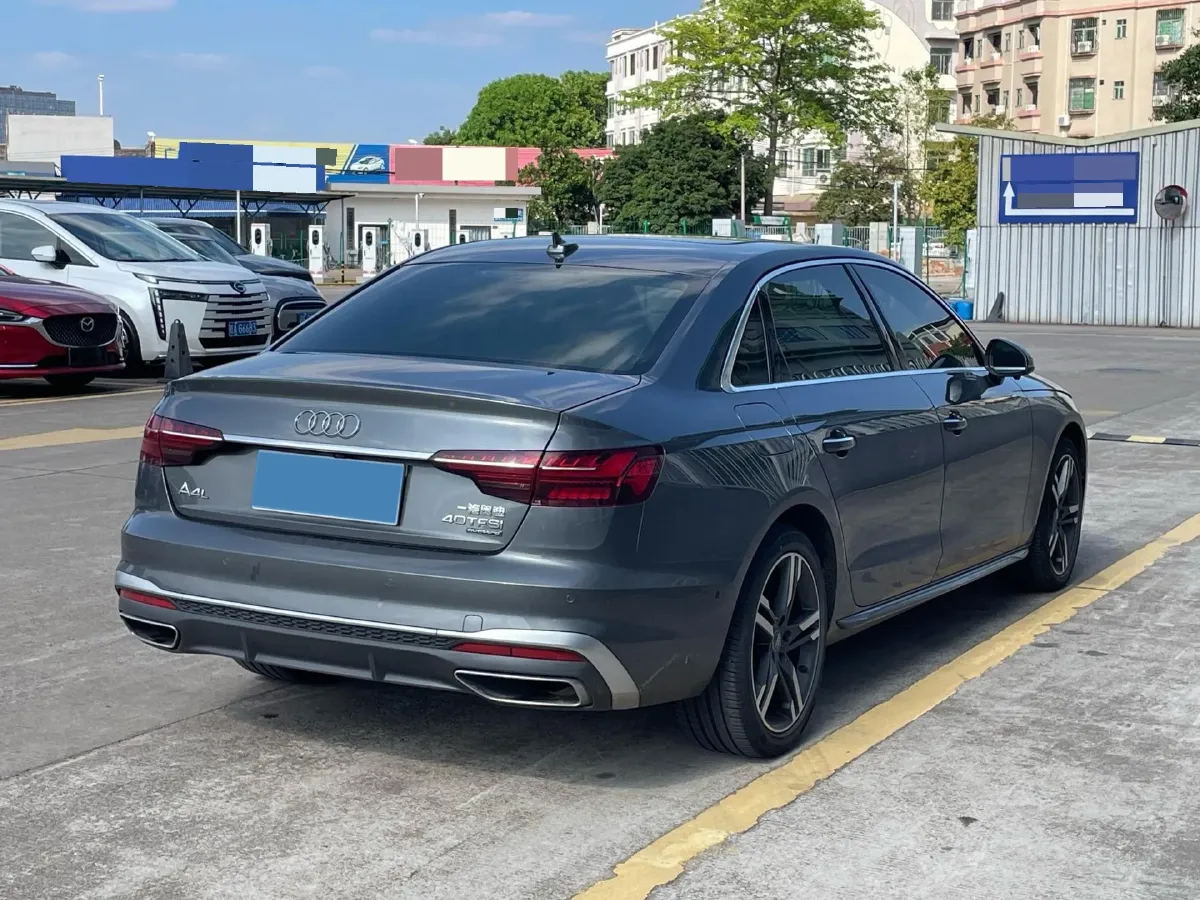 2020 Audi A4L 2.0T 190HP L4 7DCT,autocango,china used car exporter,china ev exporter,chinese used car exporter,chinese used ev exporter