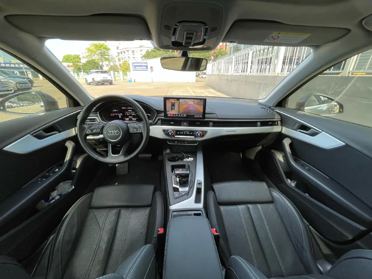 2020 Audi A4L 2.0T 190HP L4 7DCT,autocango,china used car exporter,china ev exporter,chinese used car exporter,chinese used ev exporter