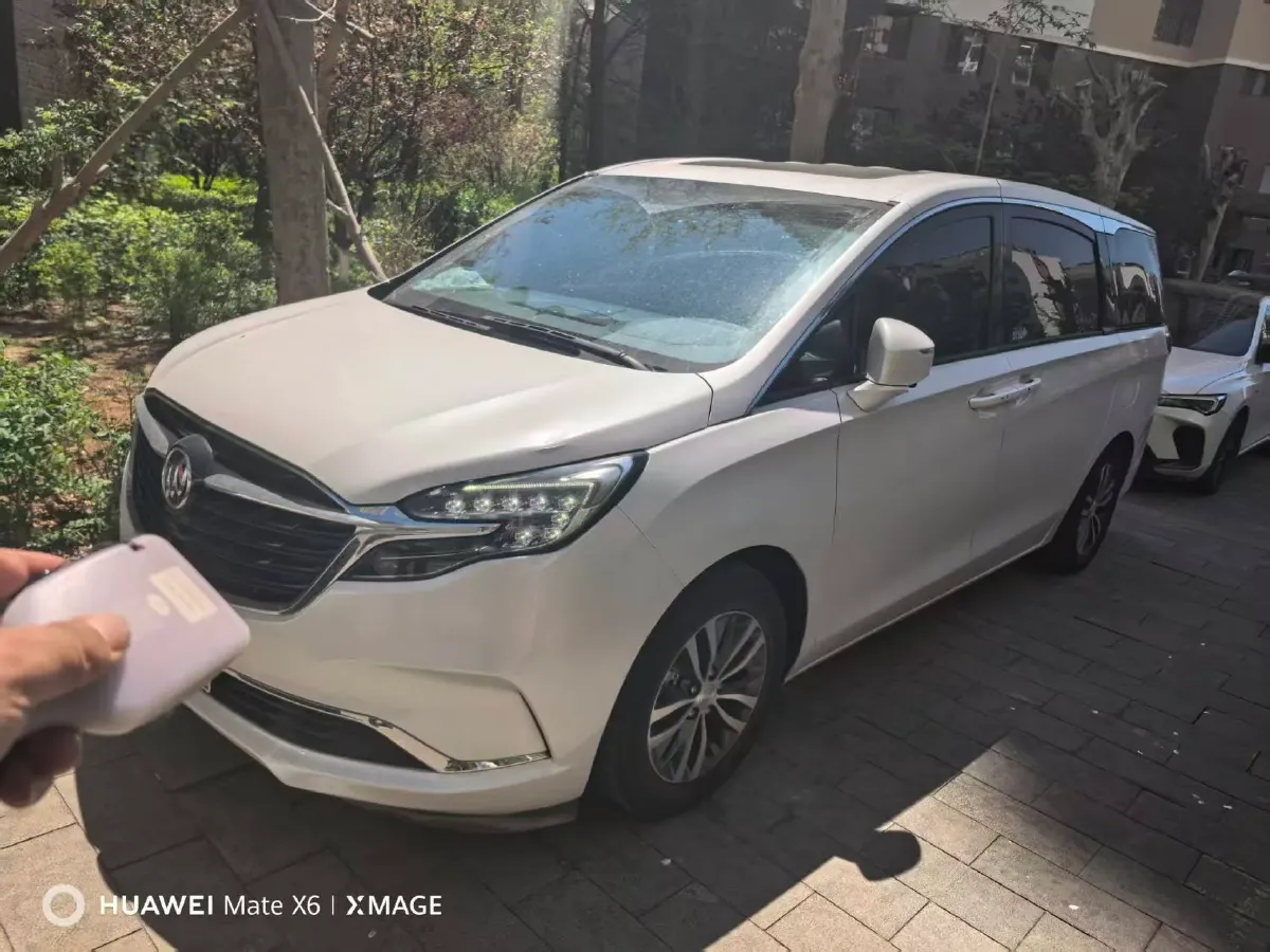 2020 Buick GL8 2.0T 237HP L4 9AT,autocango,china used car exporter,china ev exporter,chinese used car exporter,chinese used ev exporter