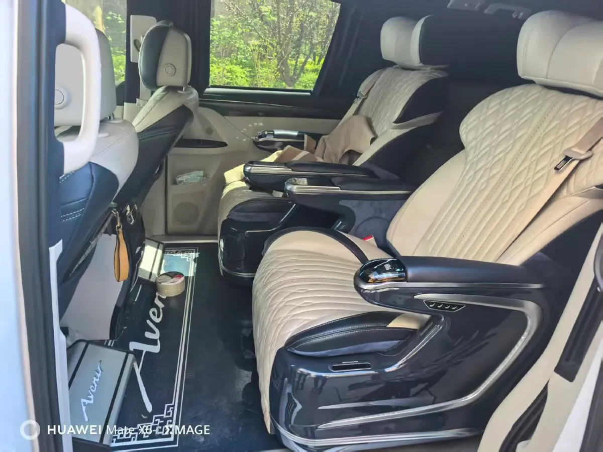 2020 Buick GL8 2.0T 237HP L4 9AT,autocango,china used car exporter,china ev exporter,chinese used car exporter,chinese used ev exporter