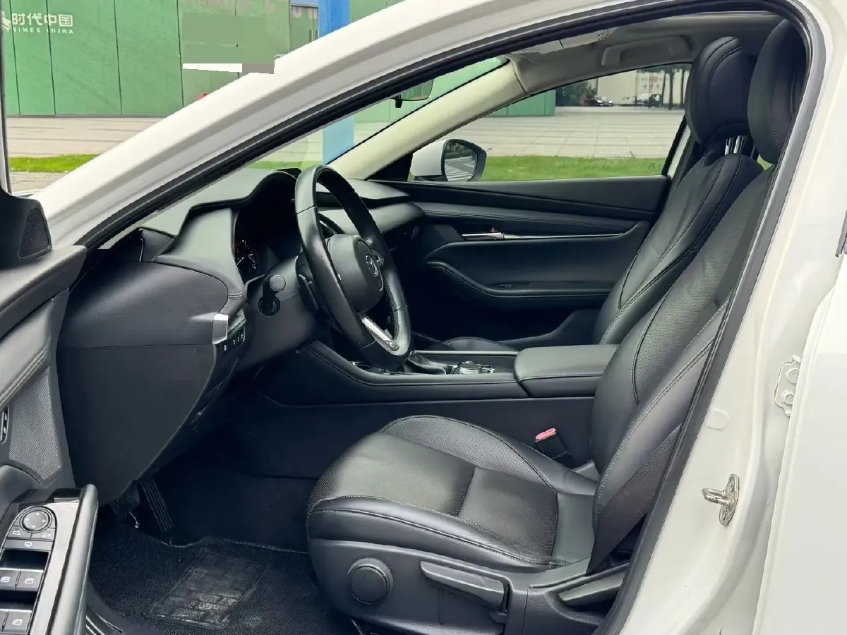 2021 Mazda 3 Axela 2.0L 158HP L4 6AT,autocango,china used car exporter,china ev exporter,chinese used car exporter,chinese used ev exporter