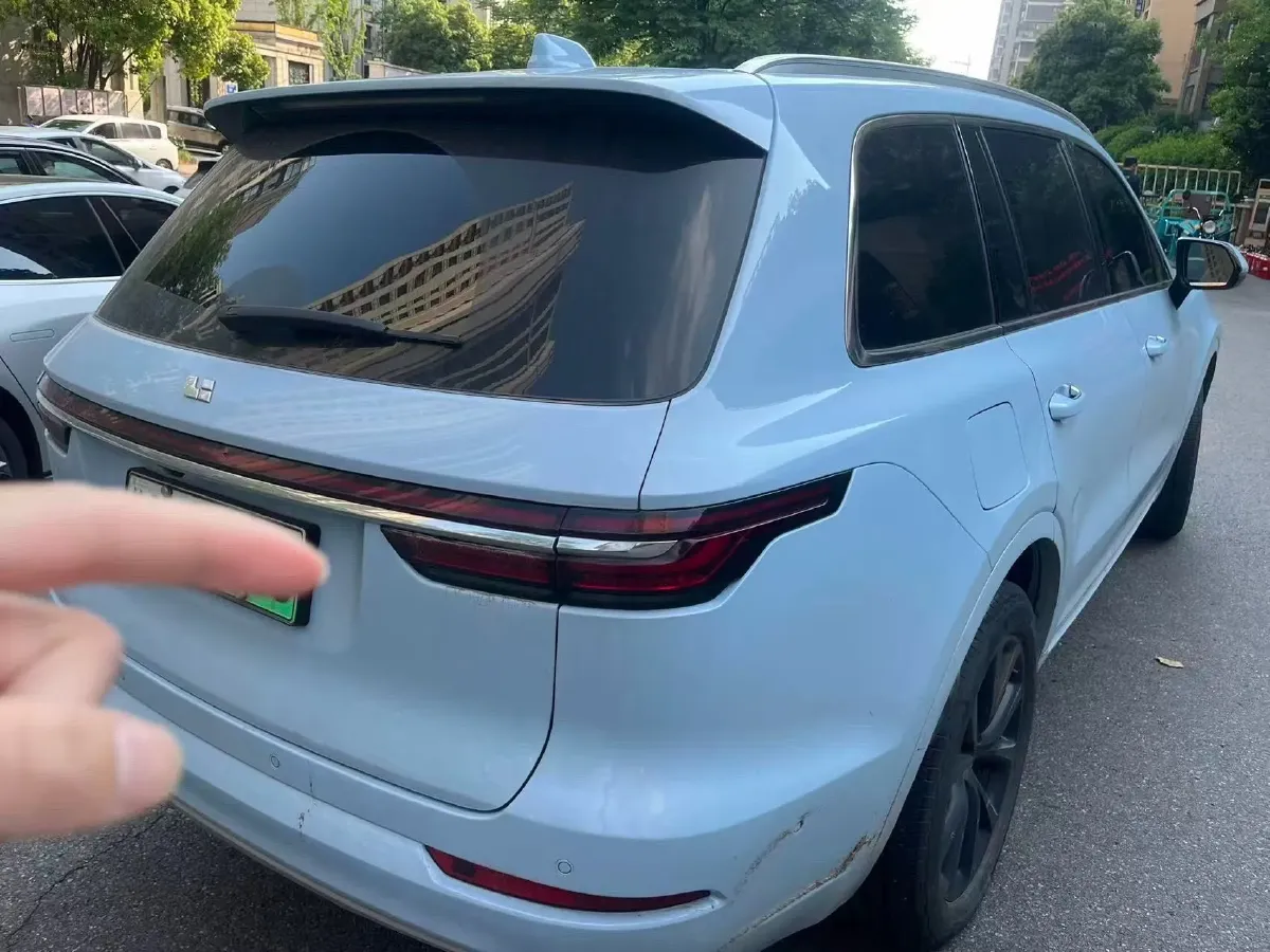 2021 Li ONE Range Extended 131HP REEV 40.5KWH,autocango,china used car exporter,china ev exporter,chinese used car exporter,chinese used ev exporter