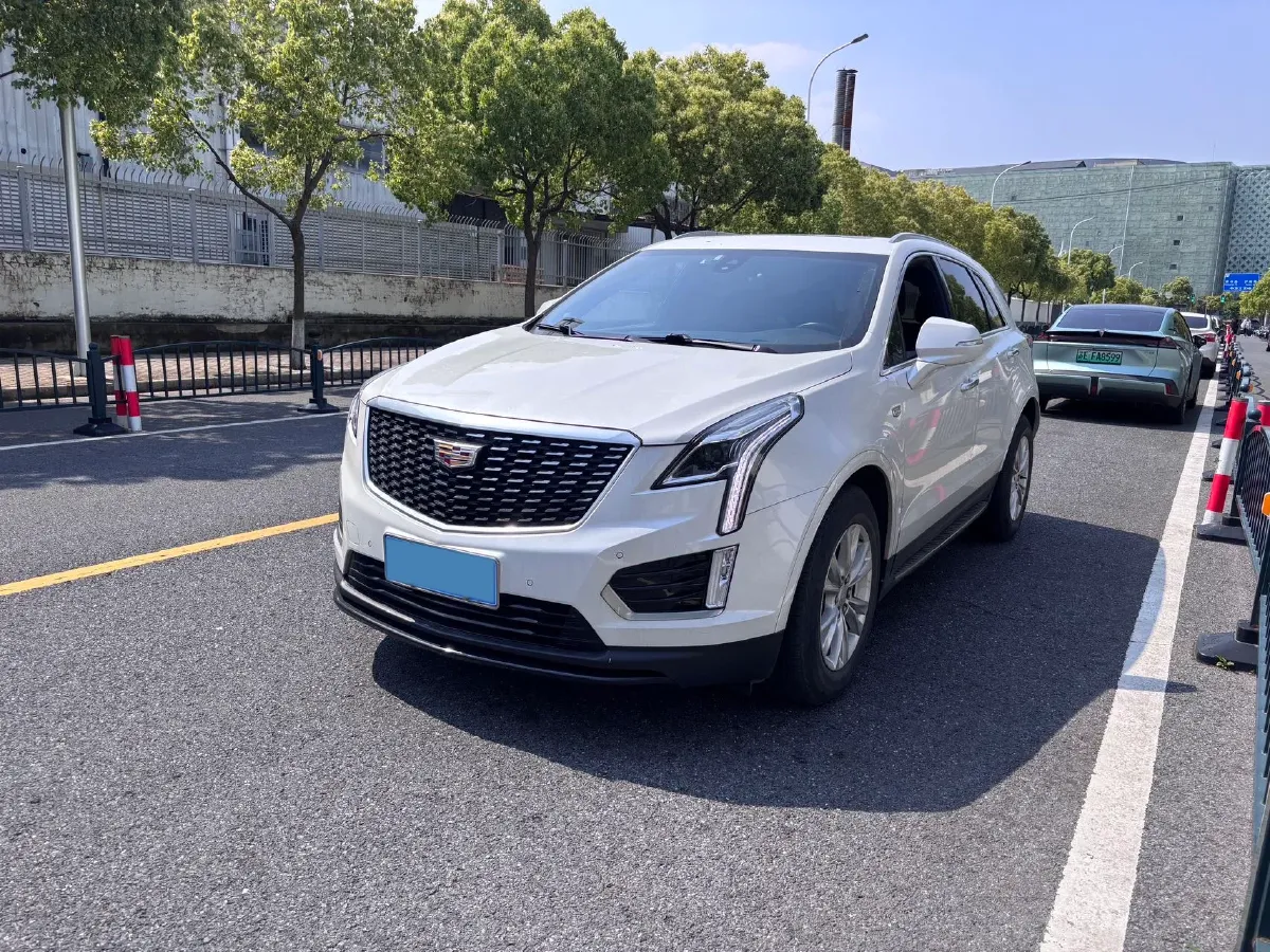 2021 Cadillac XT5 2.0T 237HP L4 9AT,autocango,china used car exporter,china ev exporter,chinese used car exporter,chinese used ev exporter