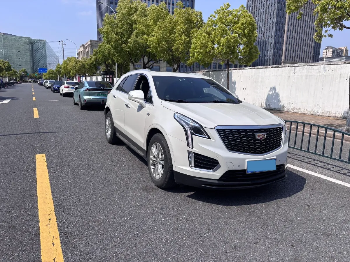 2021 Cadillac XT5 2.0T 237HP L4 9AT,autocango,china used car exporter,china ev exporter,chinese used car exporter,chinese used ev exporter