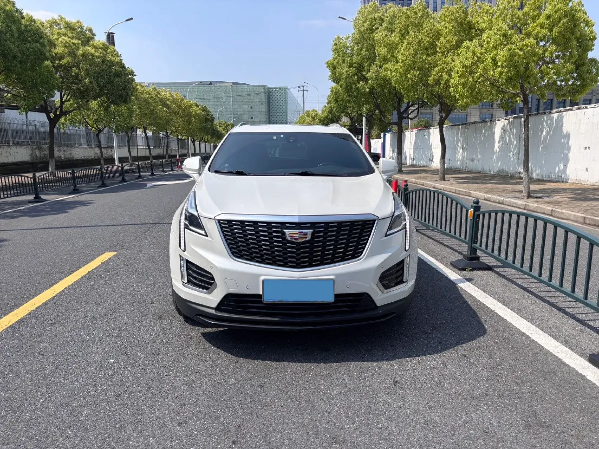 2021 Cadillac XT5 2.0T 237HP L4 9AT,autocango,china used car exporter,china ev exporter,chinese used car exporter,chinese used ev exporter