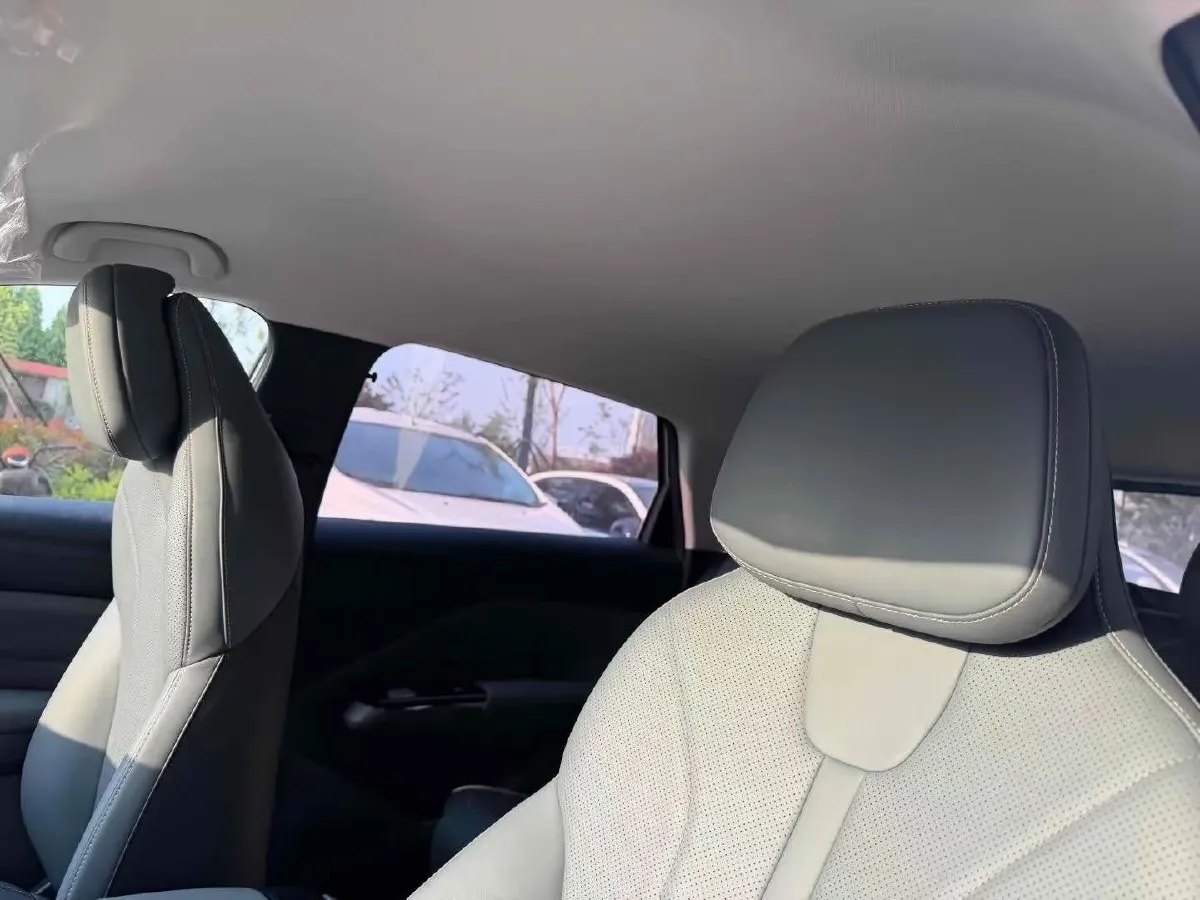 2025 WuLing HongGuang New Energy REEV 99HP REEV,autocango,china used car exporter,china ev exporter,chinese used car exporter,chinese used ev exporter