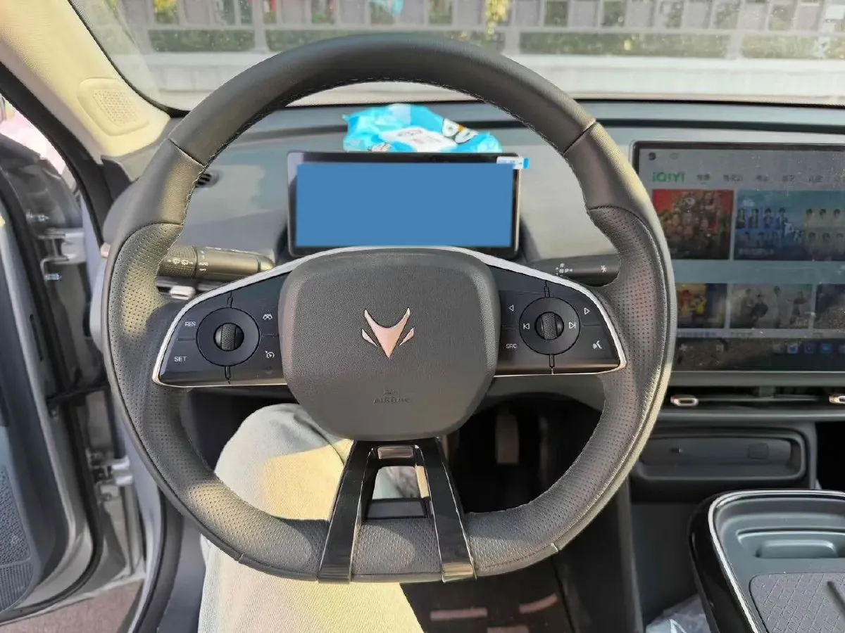 2025 WuLing HongGuang New Energy REEV 99HP REEV,autocango,china used car exporter,china ev exporter,chinese used car exporter,chinese used ev exporter