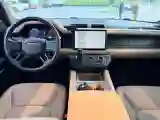 2025 Land Rover Defender 3.0T 400HP L6 8AT