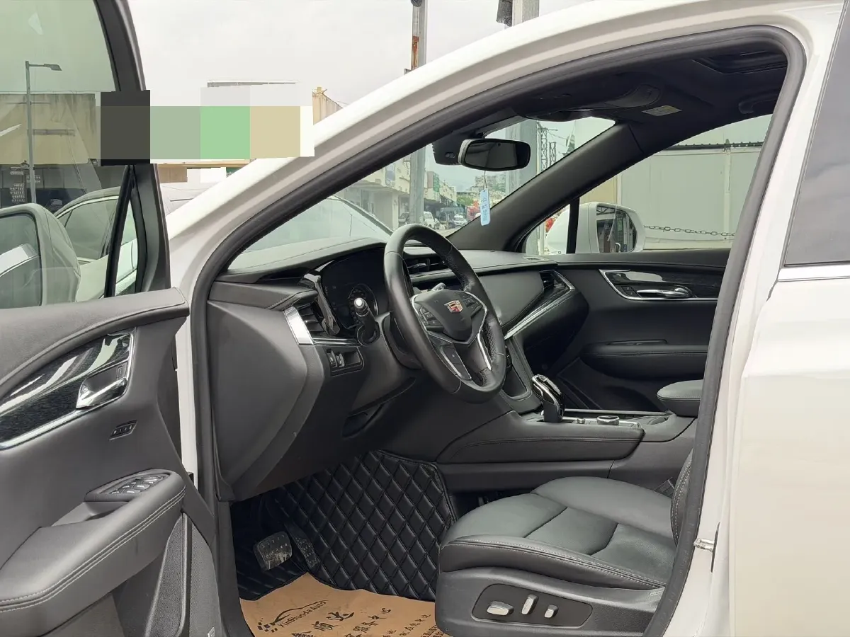 2020 Cadillac XT5 2.0T 237HP L4 9AT,autocango,china used car exporter,china ev exporter,chinese used car exporter,chinese used ev exporter