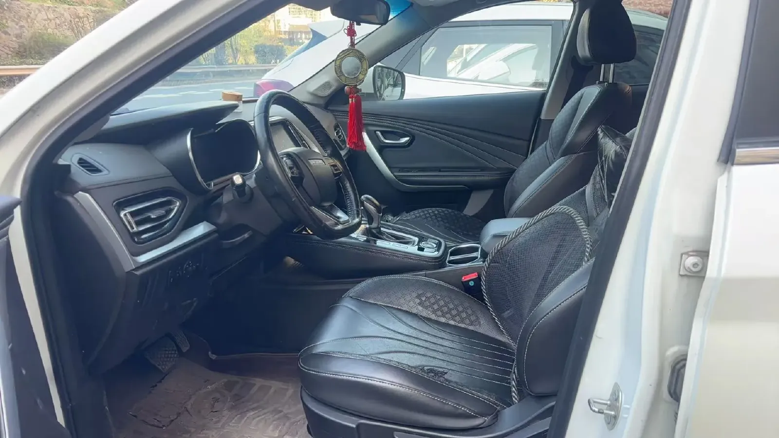 2018 Jetour X70 1.5T 147HP L4 8AT,autocango,china used car exporter,china ev exporter,chinese used car exporter,chinese used ev exporter