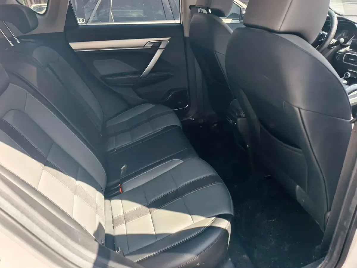 2024 Geely Coolray 1.5T 181HP L4 7DCT,autocango,china used car exporter,china ev exporter,chinese used car exporter,chinese used ev exporter