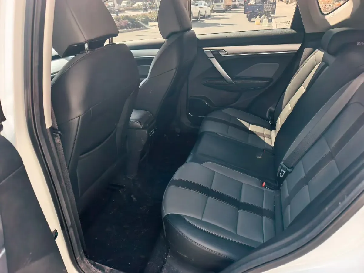 2024 Geely Coolray 1.5T 181HP L4 7DCT,autocango,china used car exporter,china ev exporter,chinese used car exporter,chinese used ev exporter