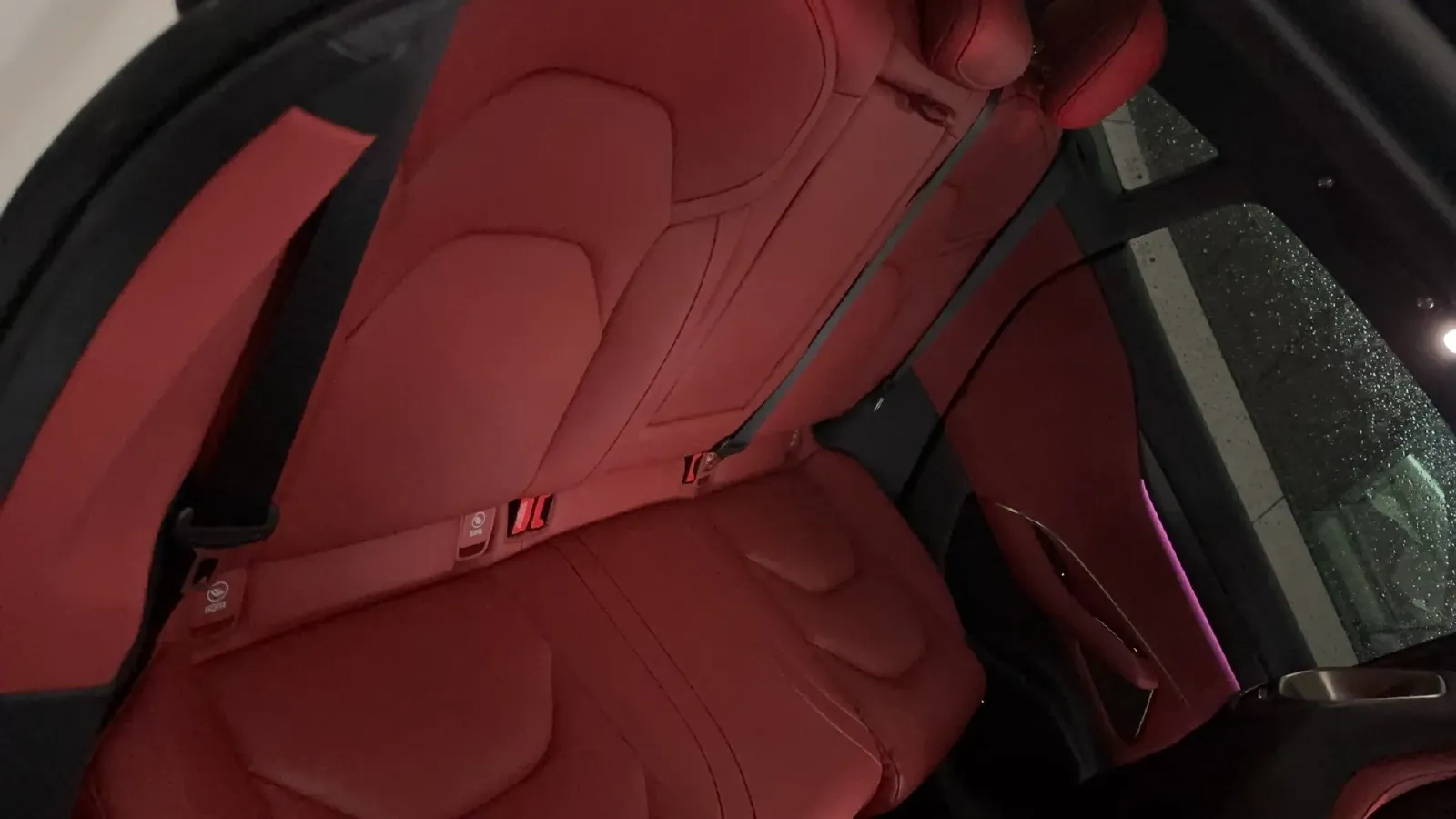 2024 MI SU7 BEV 94.3KWH,autocango,china used car exporter,china ev exporter,chinese used car exporter,chinese used ev exporter