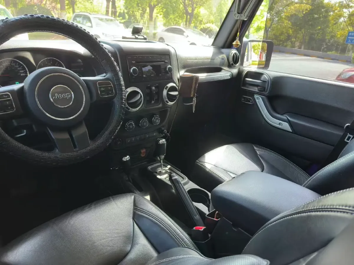 2017 Jeep Wrangler 3.0L 234HP V6 5AT,autocango,china used car exporter,china ev exporter,chinese used car exporter,chinese used ev exporter